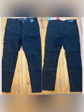 Arketype Black straight legs Ripped Men’s Jeans